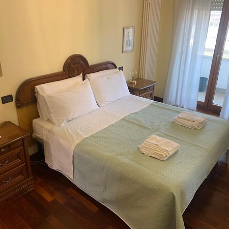 Appia Nuova Lucrezia Apartment Roma Exterior foto